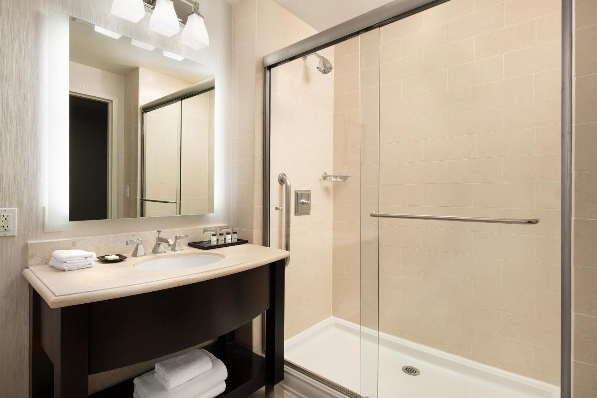 Sheraton Garden Grove-anaheim South 4*